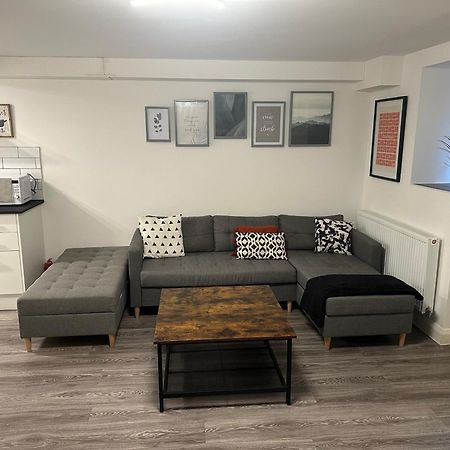 Beautiful Basement Apartment Margate Exterior foto
